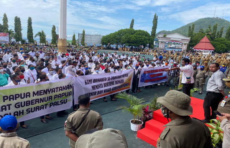 Wagub Klemen Bantu Perjuangkan Tuntutan Tenaga Honorer 